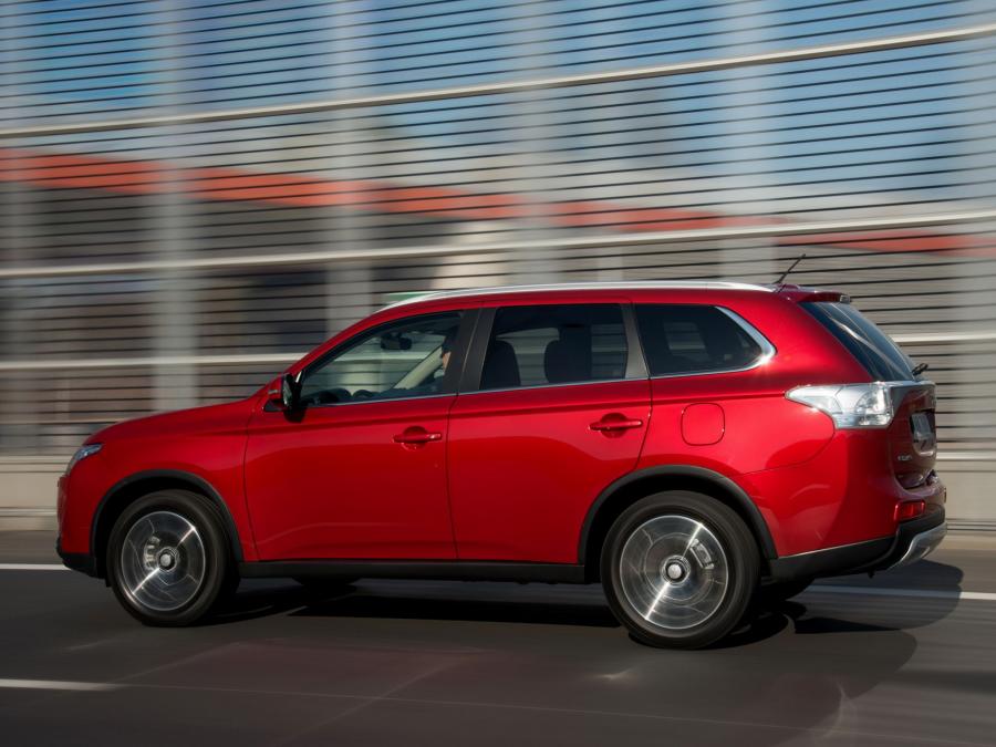  Mitsubishi Outlander 2014 года  (фото 122 из 136)